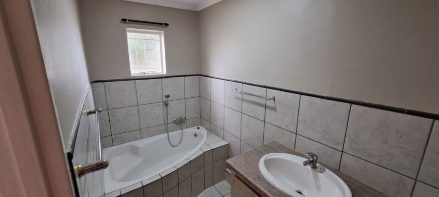 15 Bedroom Property for Sale in Kellys View Free State